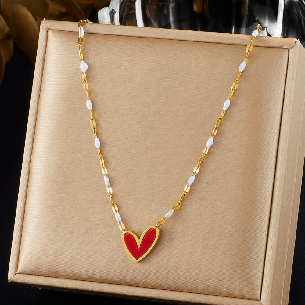 Cross-border fashion minimalist gold-plated drip lip chain with black and red heart pendant, stainless steel versatile jewelry necklace
