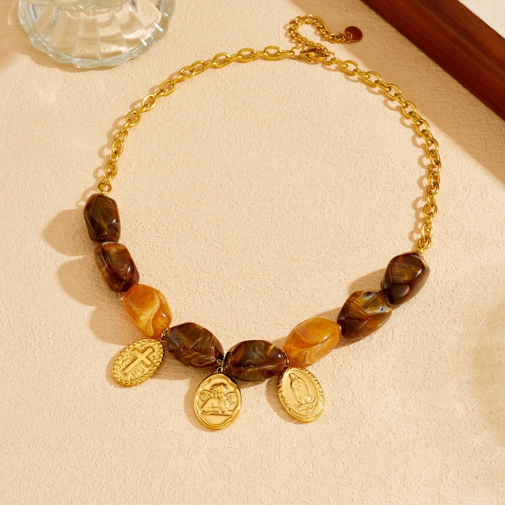 Fashionable, cross-border, unique, retro color-blocked Maillard oval beaded chain gold-plated cross pendant necklace