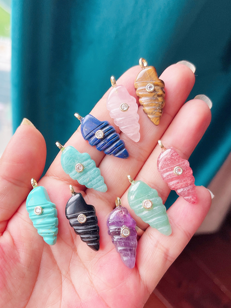 Natural Semi Precious Stone Pendant Amazonite Amethyst Labradorite Carnelian Onyx Jade Fish Conch Charm Necklace For Women R85