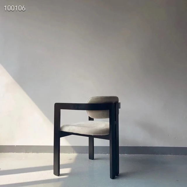 velvet upholstered solid wood armrest dining chair