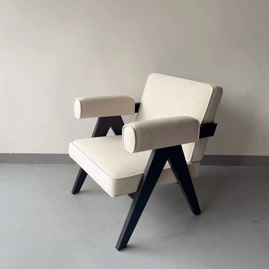 velvet upholstered lounge single chair