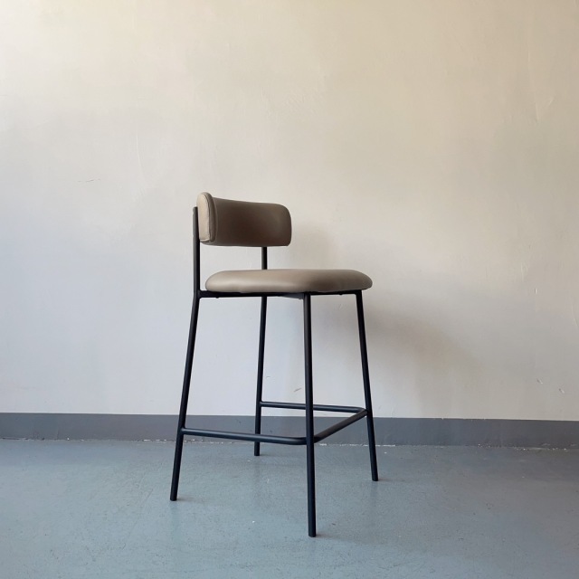 metal frame vinyl high chair