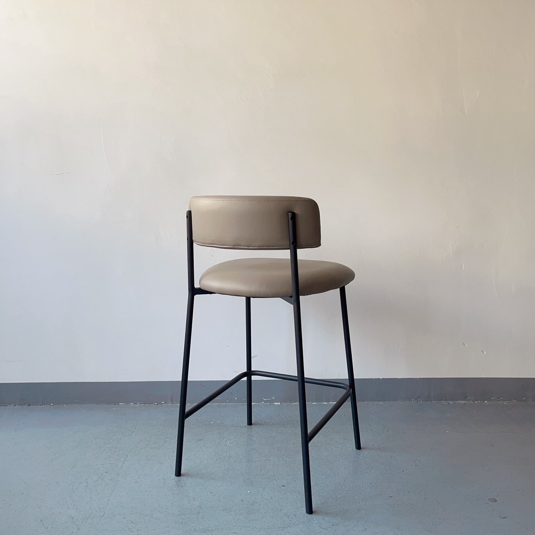 metal frame vinyl high chair