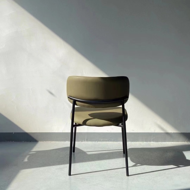 metal frame vinyl upholstered dining chair
