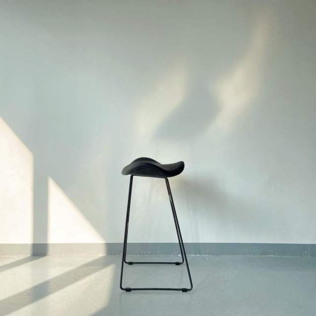 leaf seat high bar stools