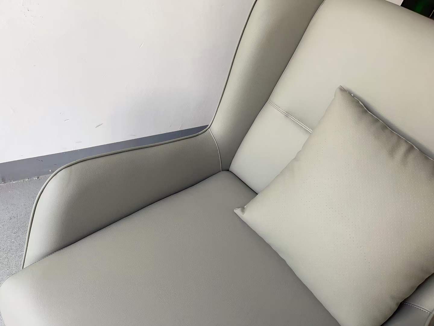 lounge chair KBY-1