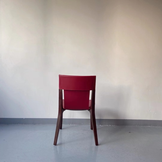 Isadora Saddle Extra Leather Chair SOQ-W044