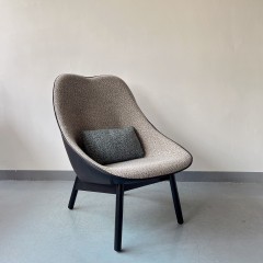 'Uchiwa' lounge chair by Doshi Levien for Hay
