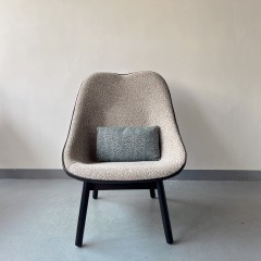 'Uchiwa' lounge chair by Doshi Levien for Hay