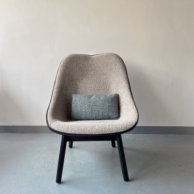 'Uchiwa' lounge chair by Doshi Levien for Hay