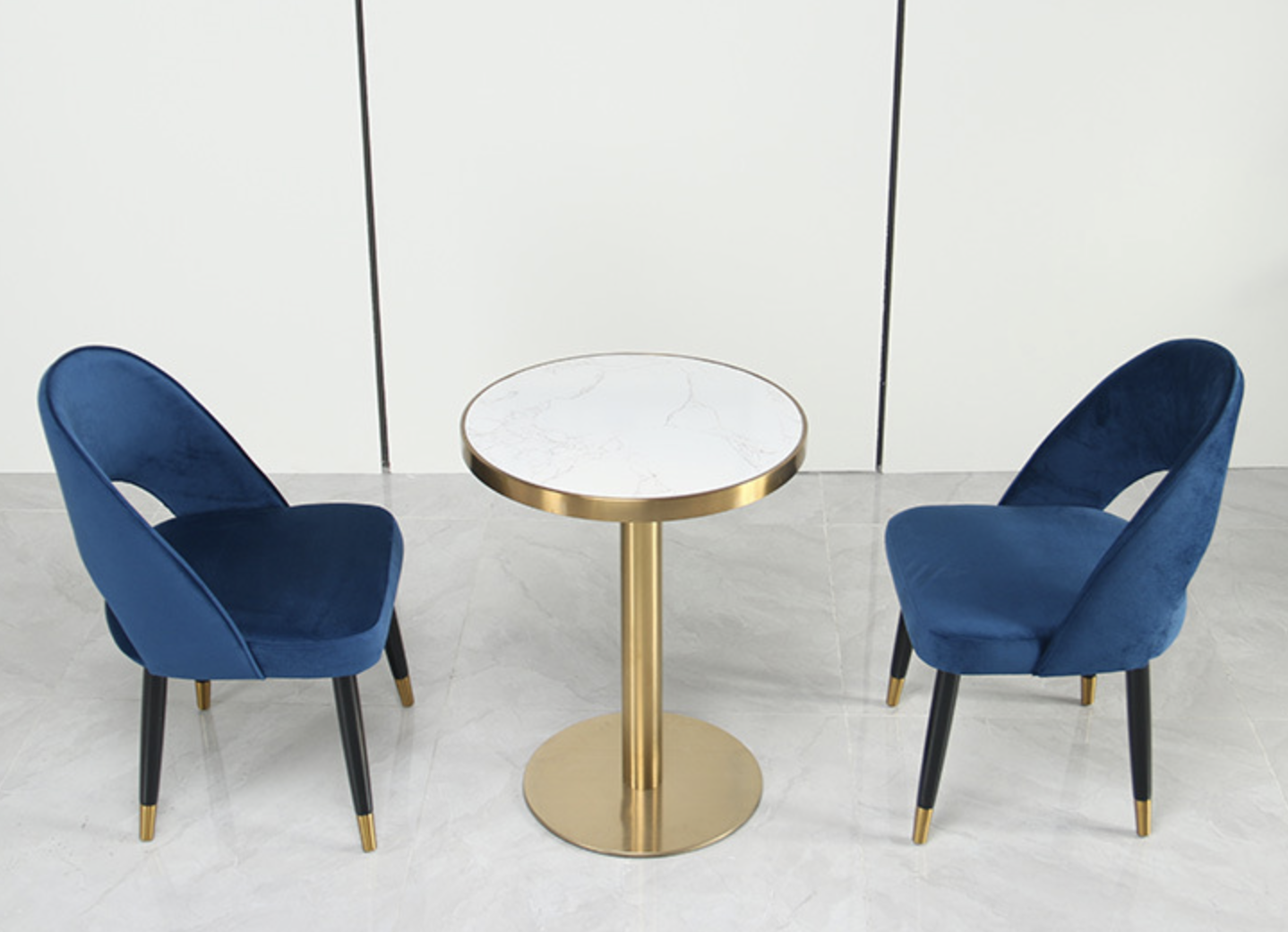 SOF Nordic style cafe restaurant indoor furniture table and chairs