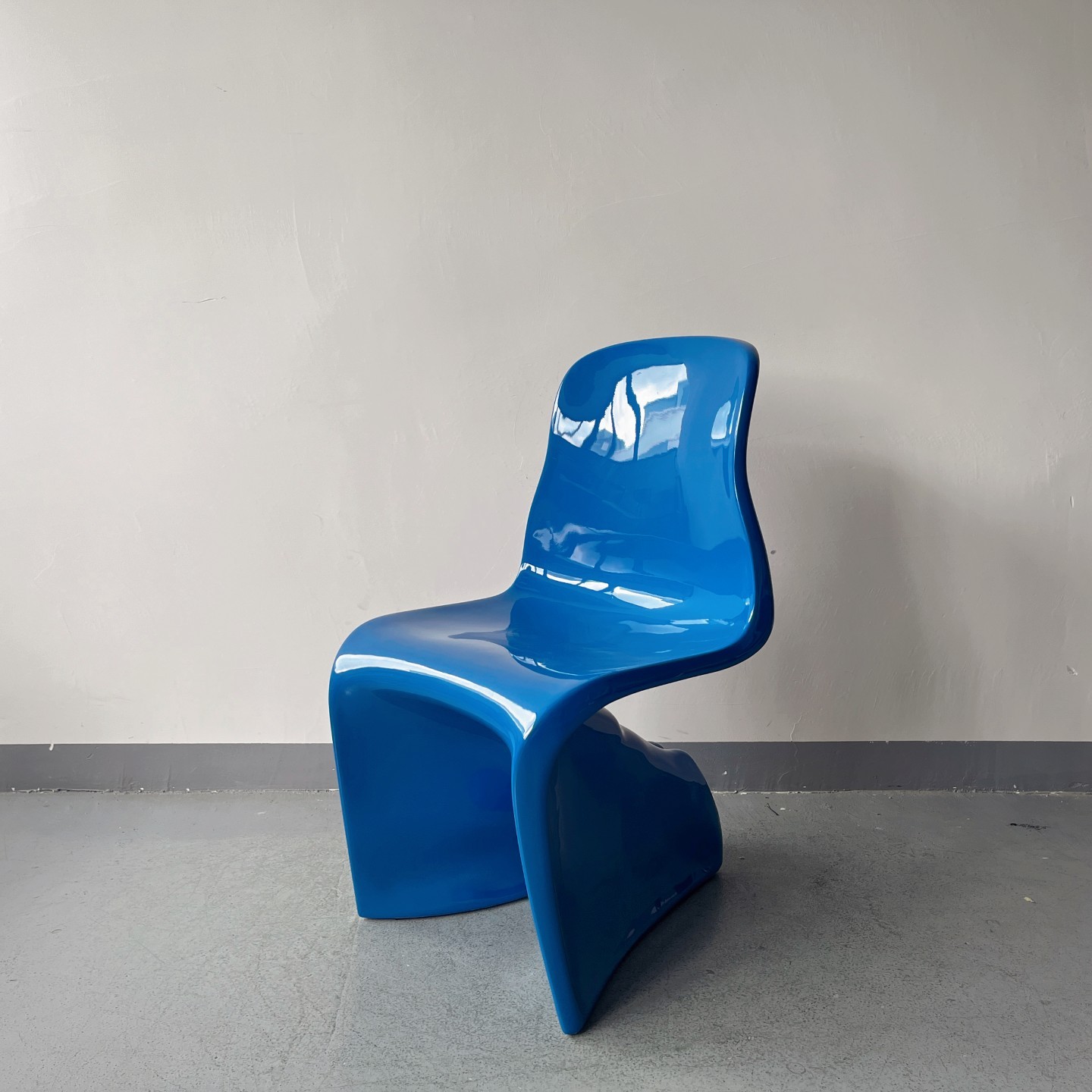 Sunrise Oriental Furniture - the Casamania Him Chair