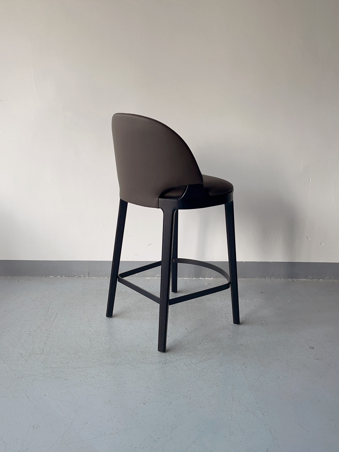 SOF Velis high bar counter height chair BY-057