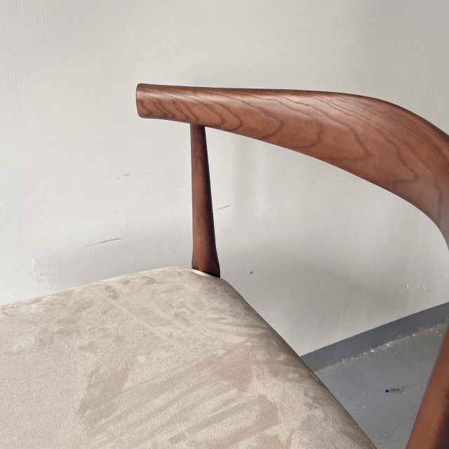 Modern Accent Dining Elbow Chair Barstool Solid Wood Farmhouse Counter Stool with PU Leather Cushion Seat NJY-002