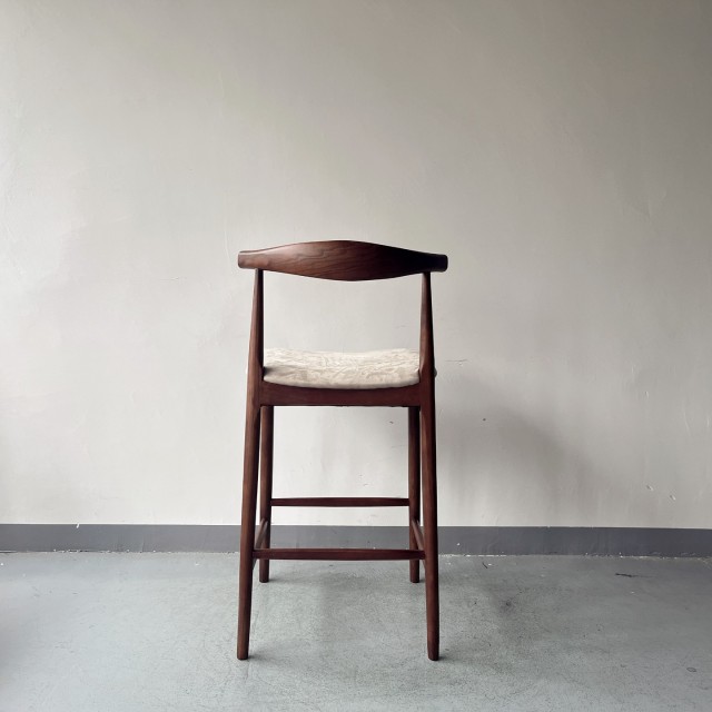 Modern Accent Dining Elbow Chair Barstool Solid Wood Farmhouse Counter Stool with PU Leather Cushion Seat NJY-002