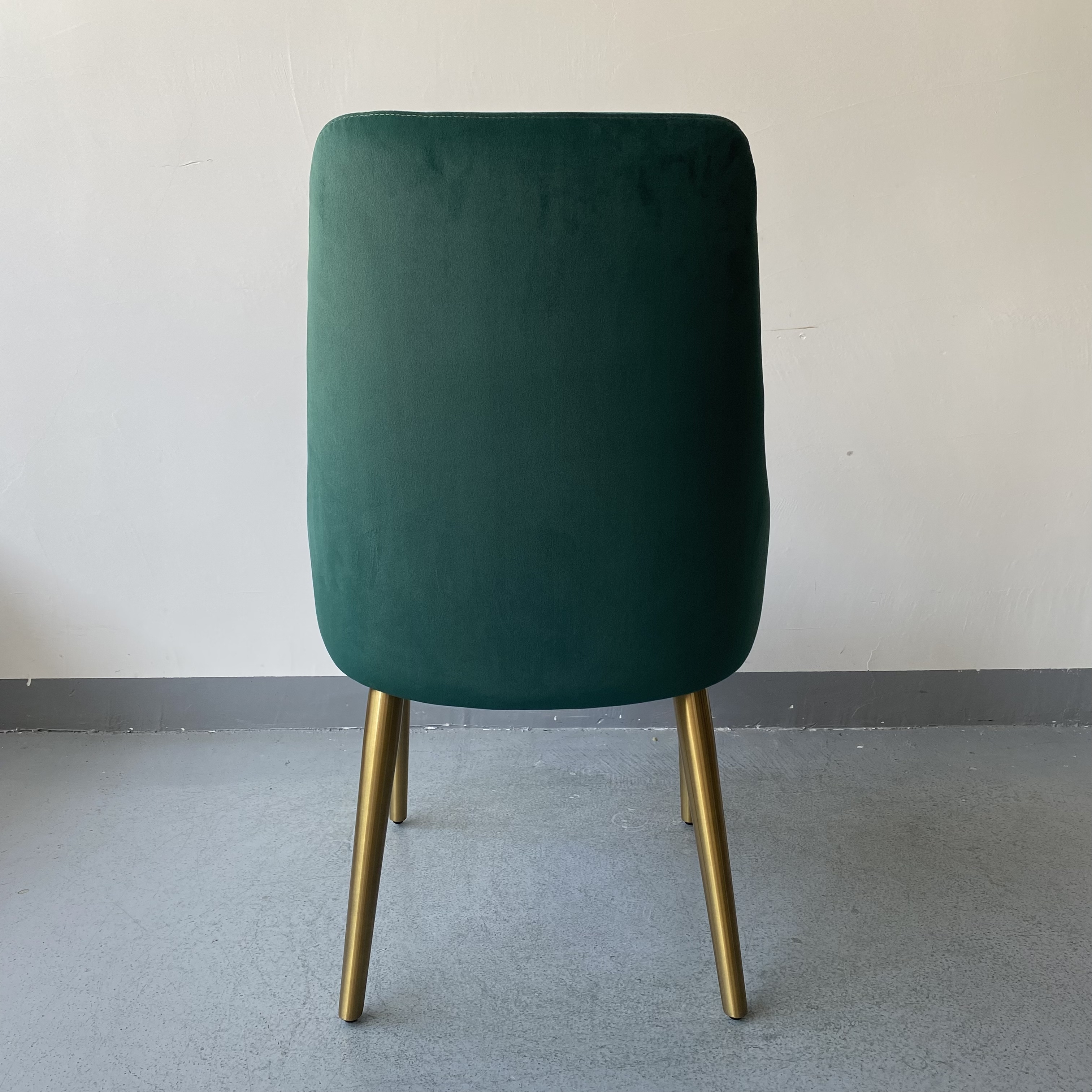 SOF made in China Velvet Green Dining Chairs Soft Seat and Back Velvet Living Room Chairs with Sturdy Metal Legs Kitchen Chairs