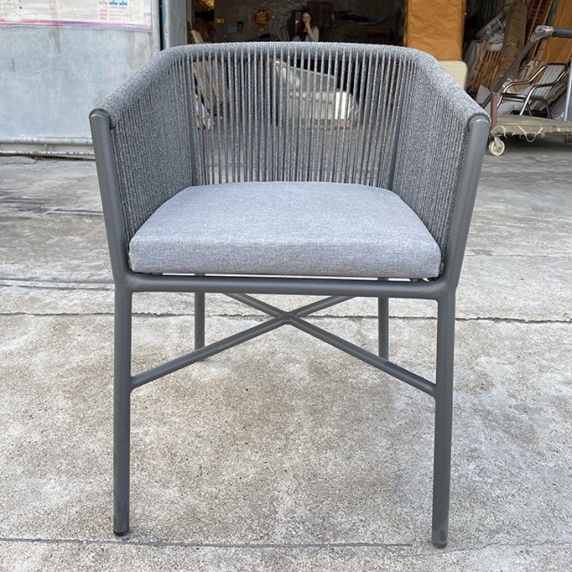 SOF Comfortable and Relaxing Outdoor Chair - Aluminum Frame with Cushions