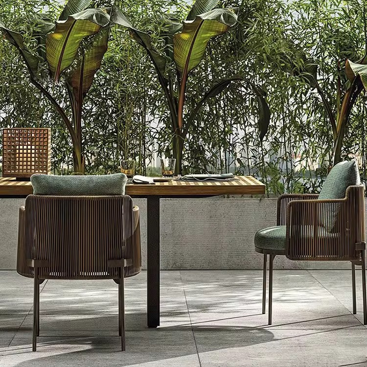 Weather-Resistant Outdoor Dining Chair with Aluminum Frame and PE Rattan, Featuring 50mm Thick High-Density Foam Cushion
