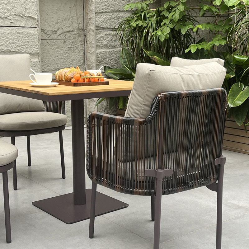 Weather-Resistant Outdoor Dining Chair with Aluminum Frame and PE Rattan, Featuring 50mm Thick High-Density Foam Cushion