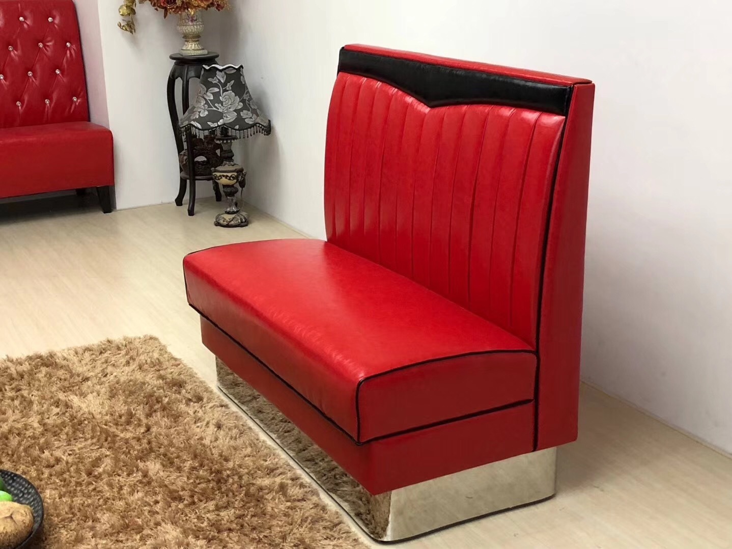 SOF Nostalgic 1950s Retro Leather Booth Sofa with Stainless Steel Base for Restaurants