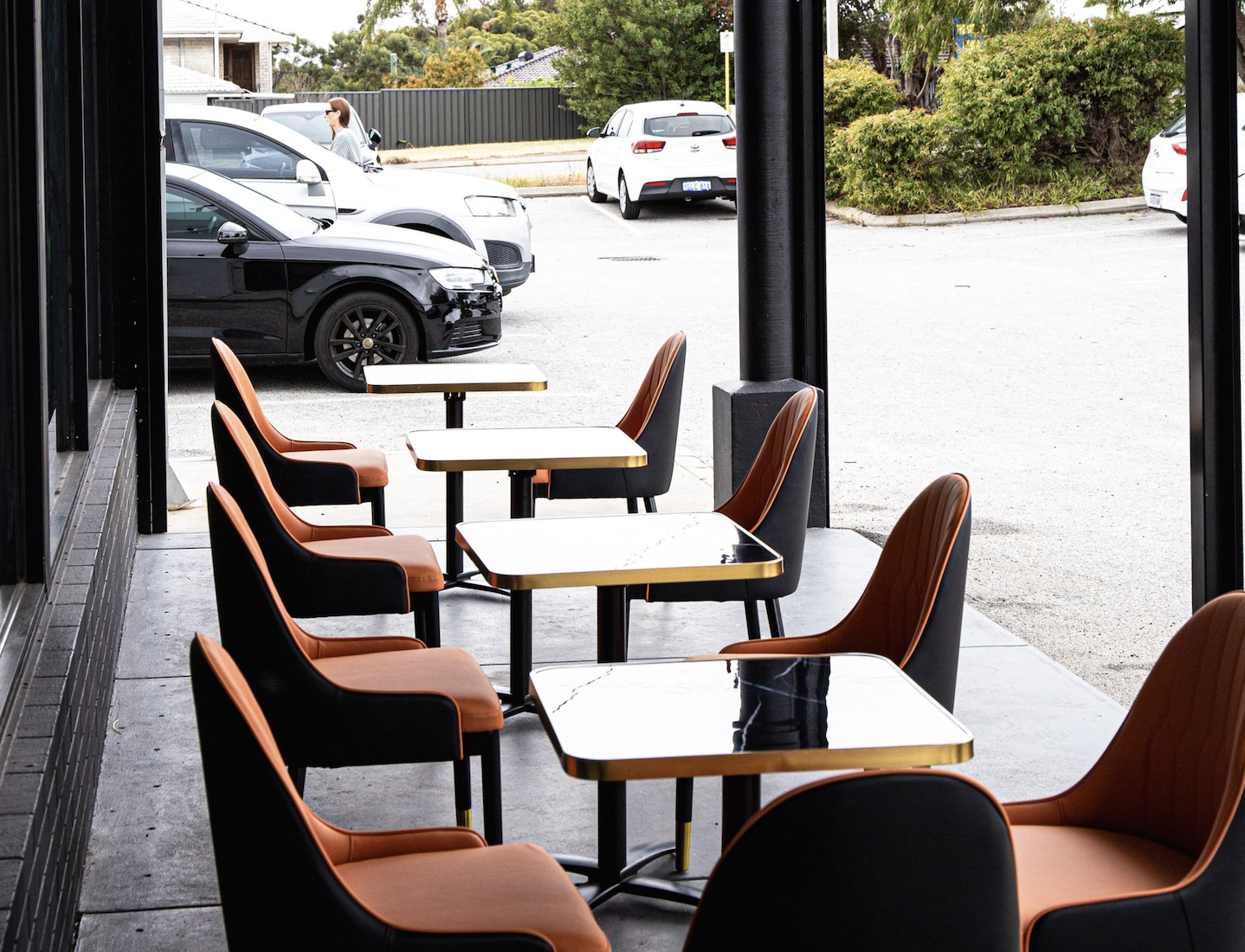 SOF Restaurant Furniture Contemporary Orange Indoor Dining Chair with Durable Wood Frame Made in China