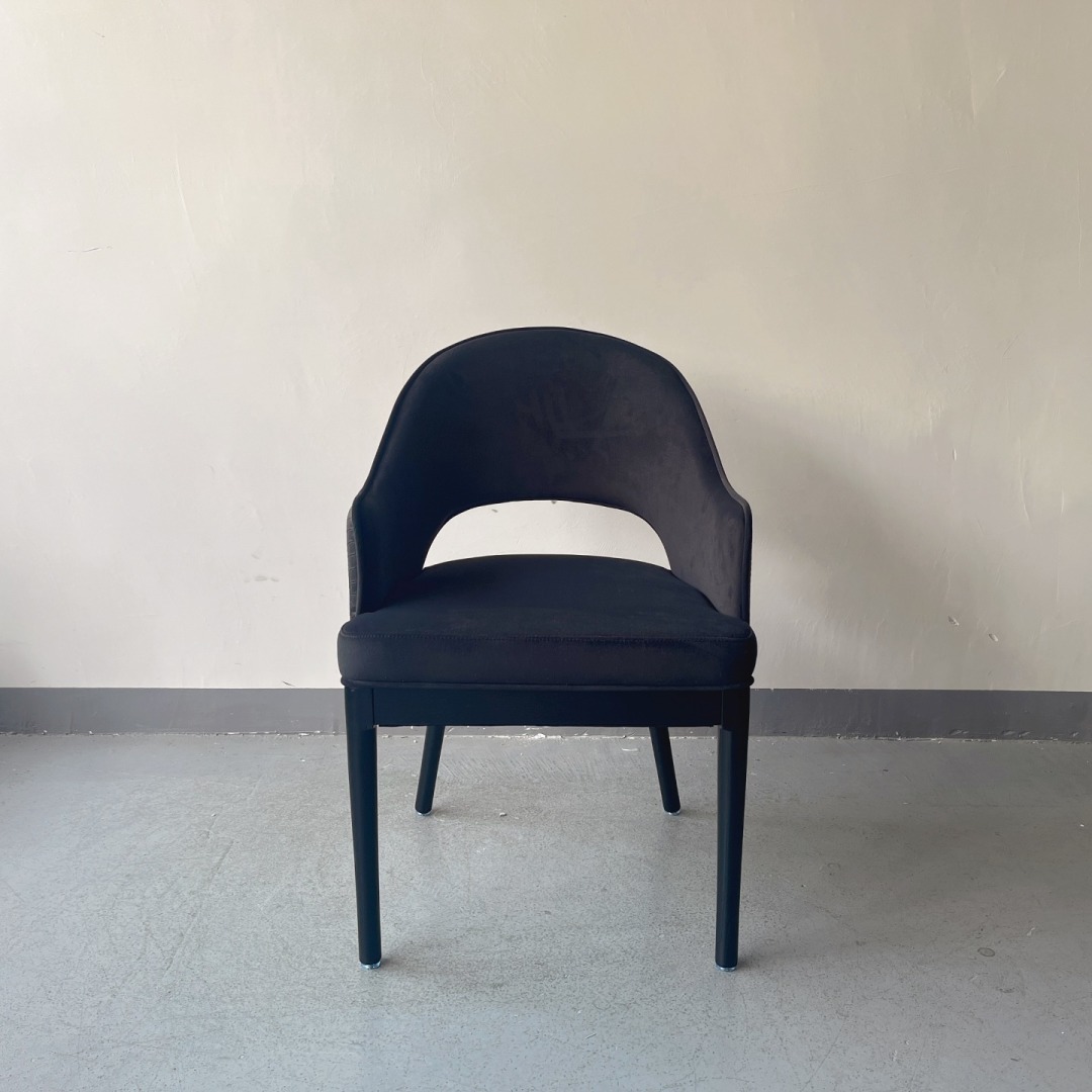 SOF Restaurant Furniture: Premium Durable Leather Upholstered Dining Chair with Ash Wood Legs