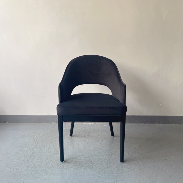 SOF Restaurant Furniture: Premium Durable Leather Upholstered Dining Chair with Ash Wood Legs