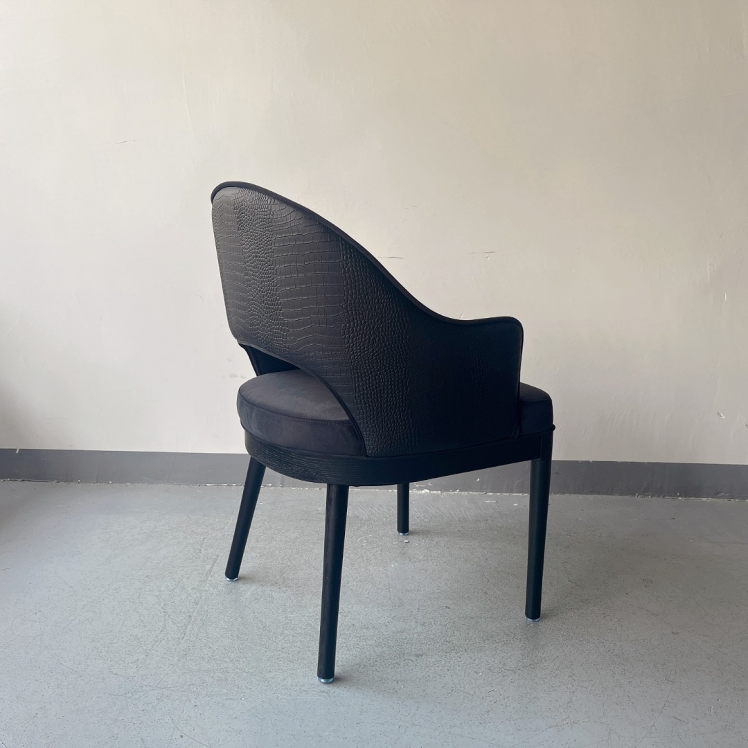 SOF Restaurant Furniture: Premium Durable Leather Upholstered Dining Chair with Ash Wood Legs