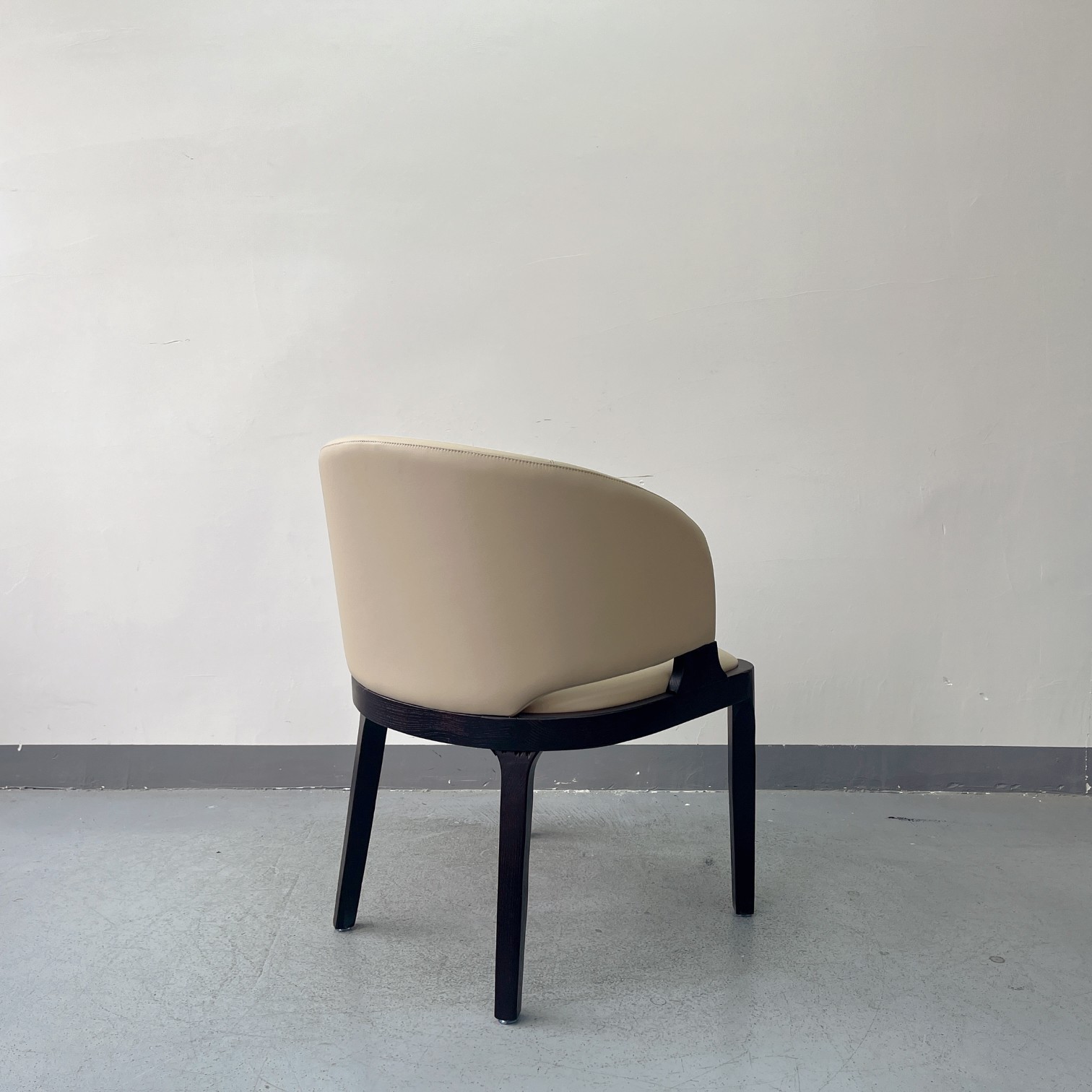 Sunrise Oriental Furniture VELIS Chair