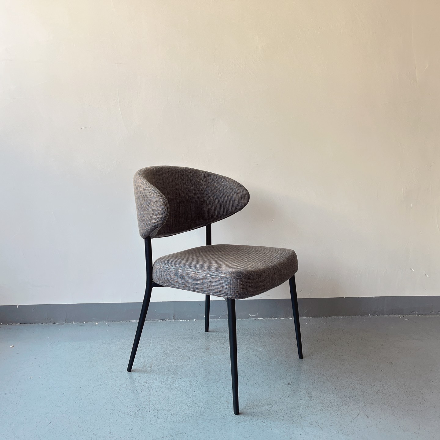 SOF Mills Chair Collection: Elegance and Comfort in Scandinavian Design for Modern Living Spaces