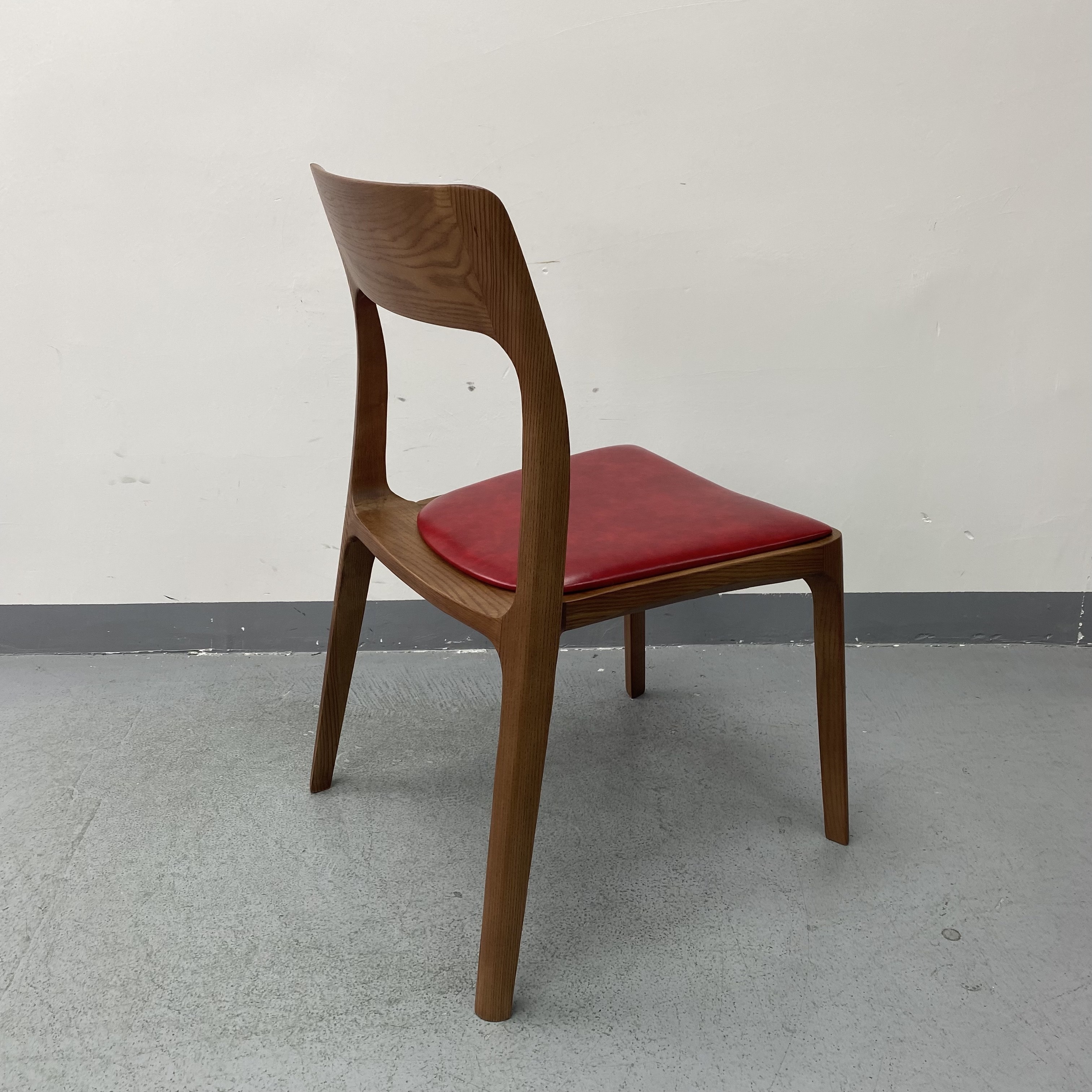 Sunrise Oriental Furniture - the Sleek H Dining Chair