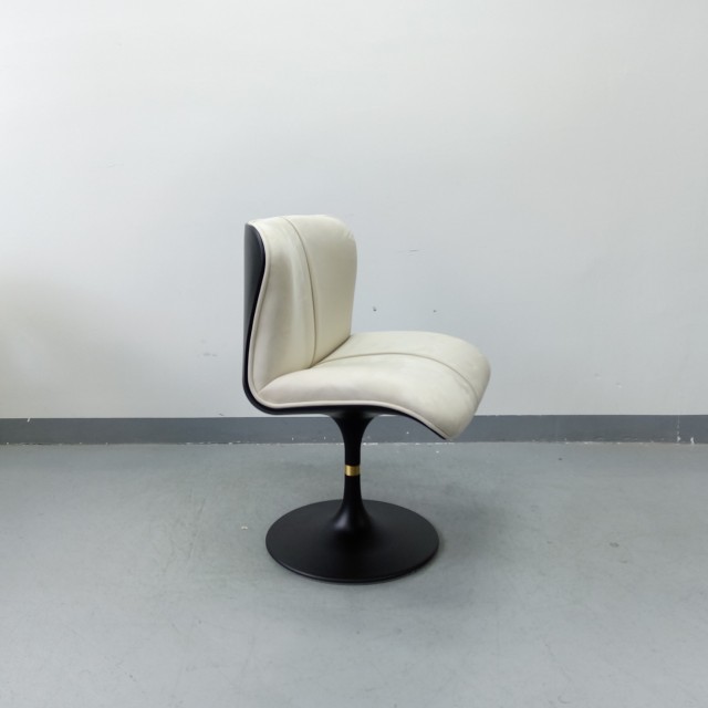 Sunrise Oriental Furniture - Marilyn Revolving Chair