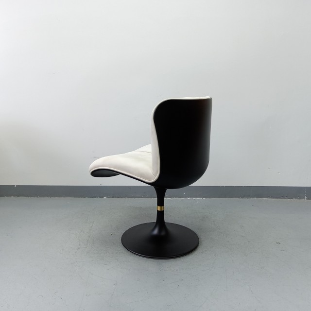 Sunrise Oriental Furniture - Marilyn Revolving Chair