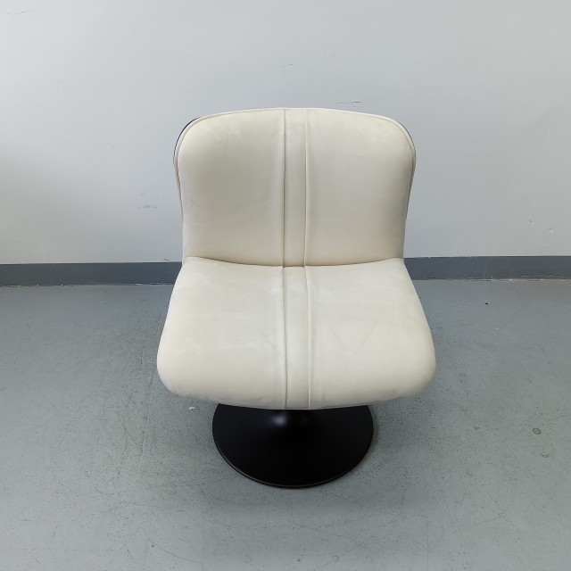 Sunrise Oriental Furniture - Marilyn Revolving Chair