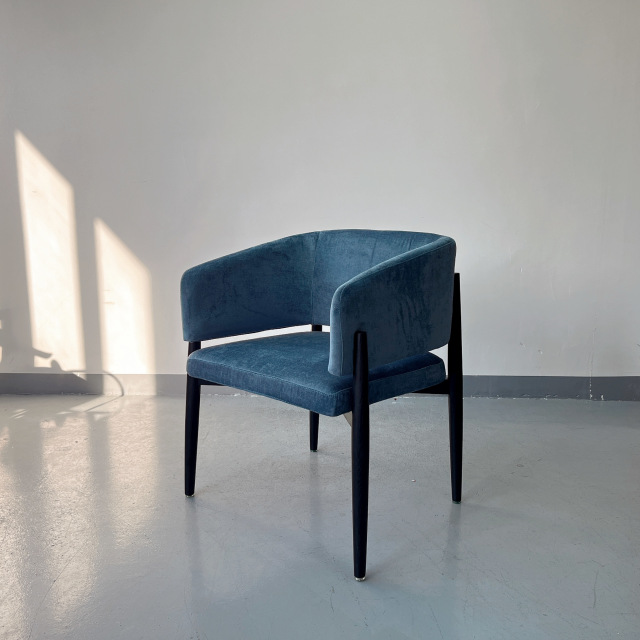 Sunrise Oriental Furniture- Frank Porro Easy Chair SOQ-1030BW