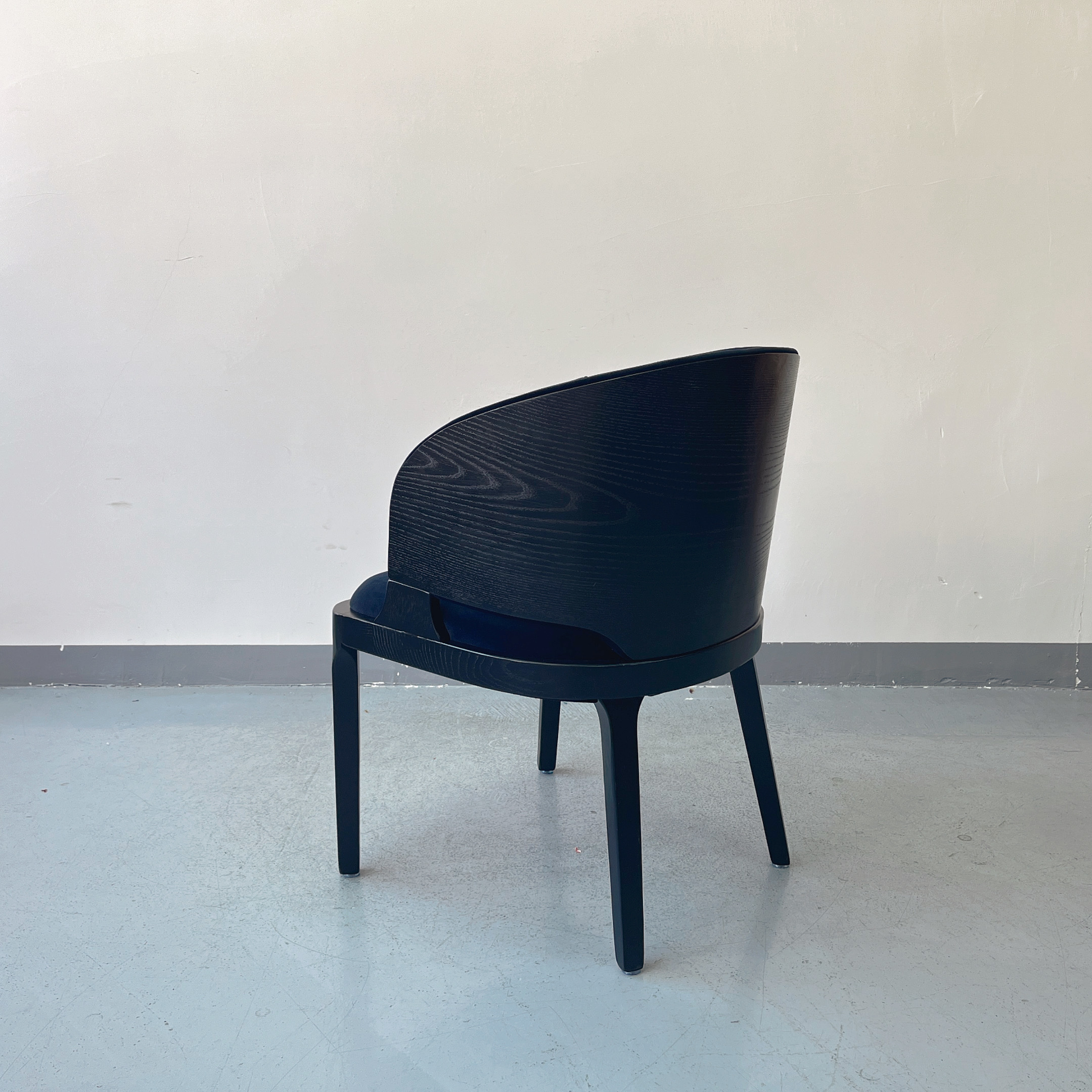 Sunrise Oriental Furniture- the Velis PAW Potocco Armchair