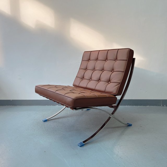 Sunrise Oriental Furniture - Barcelona Relax Chair