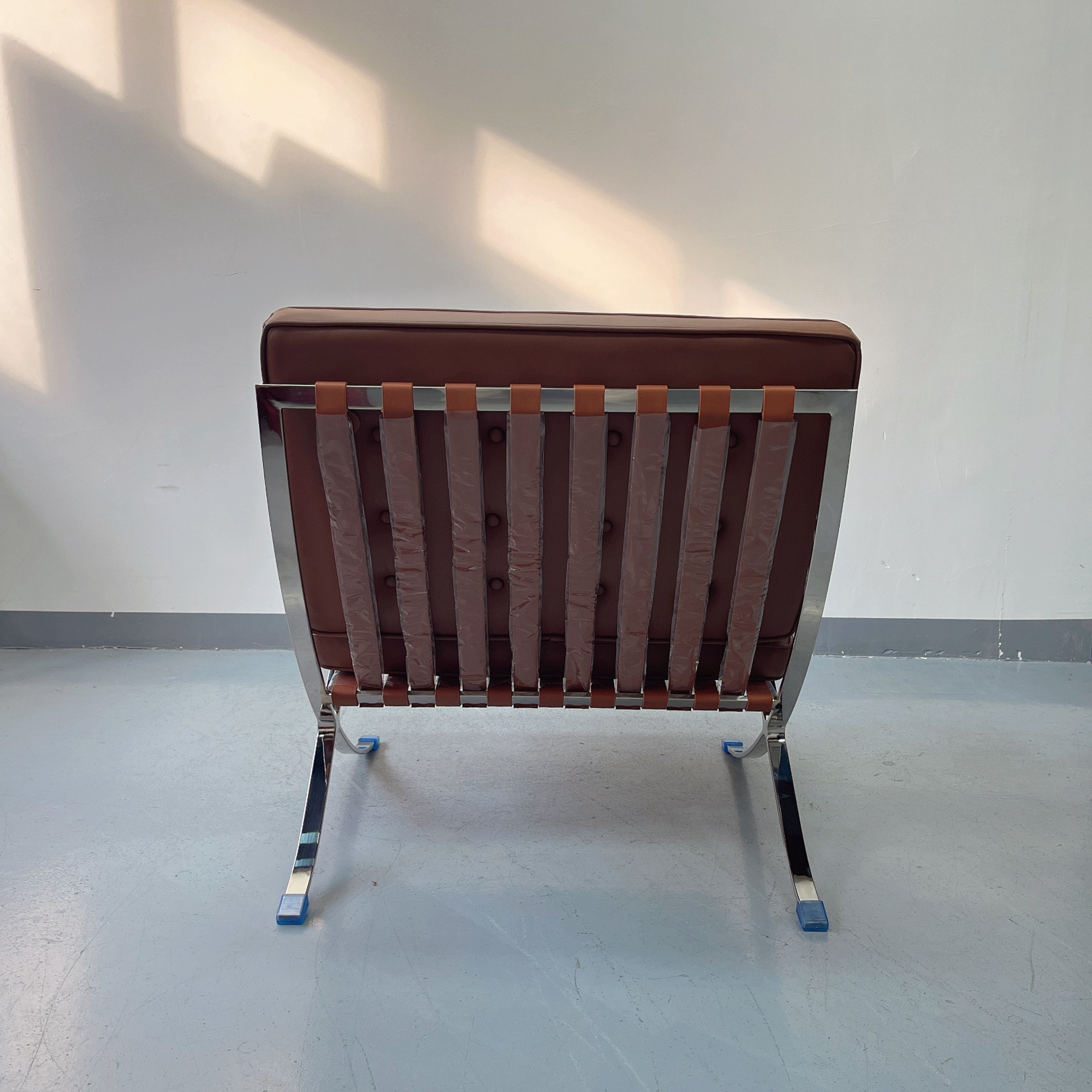 Sunrise Oriental Furniture - Barcelona Relax Chair