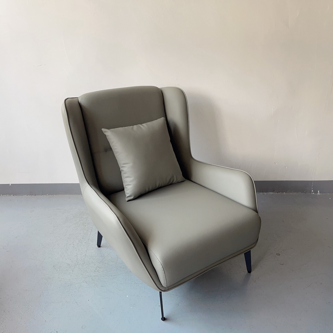 Sunrise Oriental Furniture - the LIVARA Modern Lounge Chair