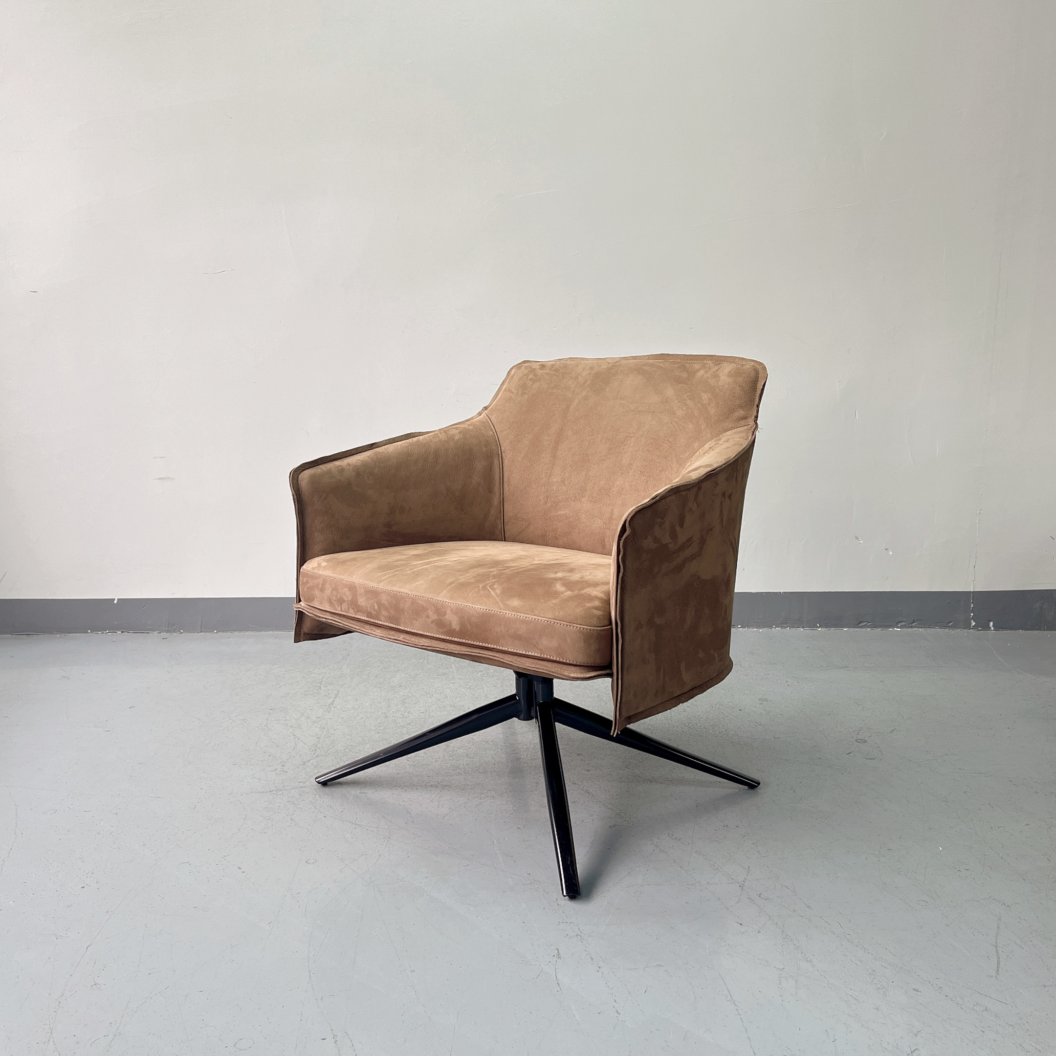 Sunrise Oriental Furniture - Crosby Swivel Lounge Chair
