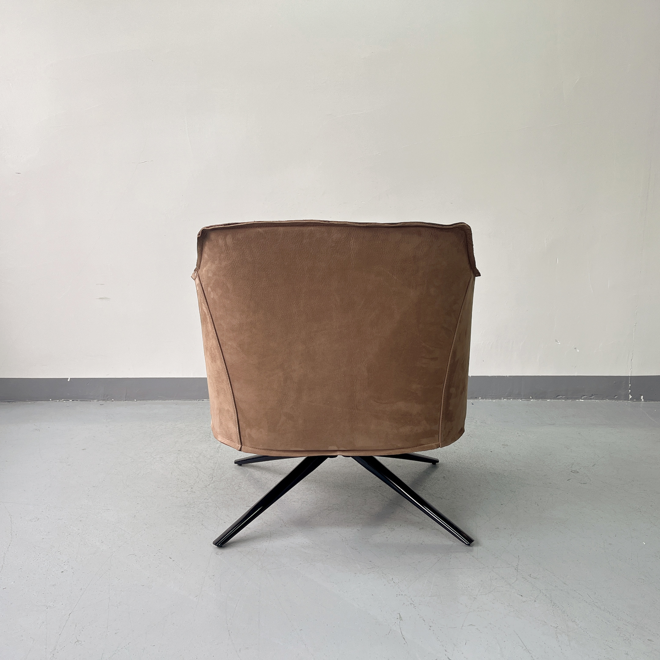 Sunrise Oriental Furniture - Crosby Swivel Lounge Chair