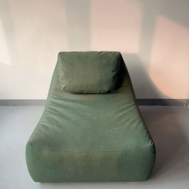Le Bambole Lounge Chair