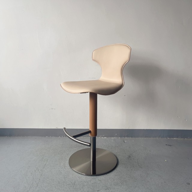 Sunrise Oreintal Furniture - Montera Column base stool