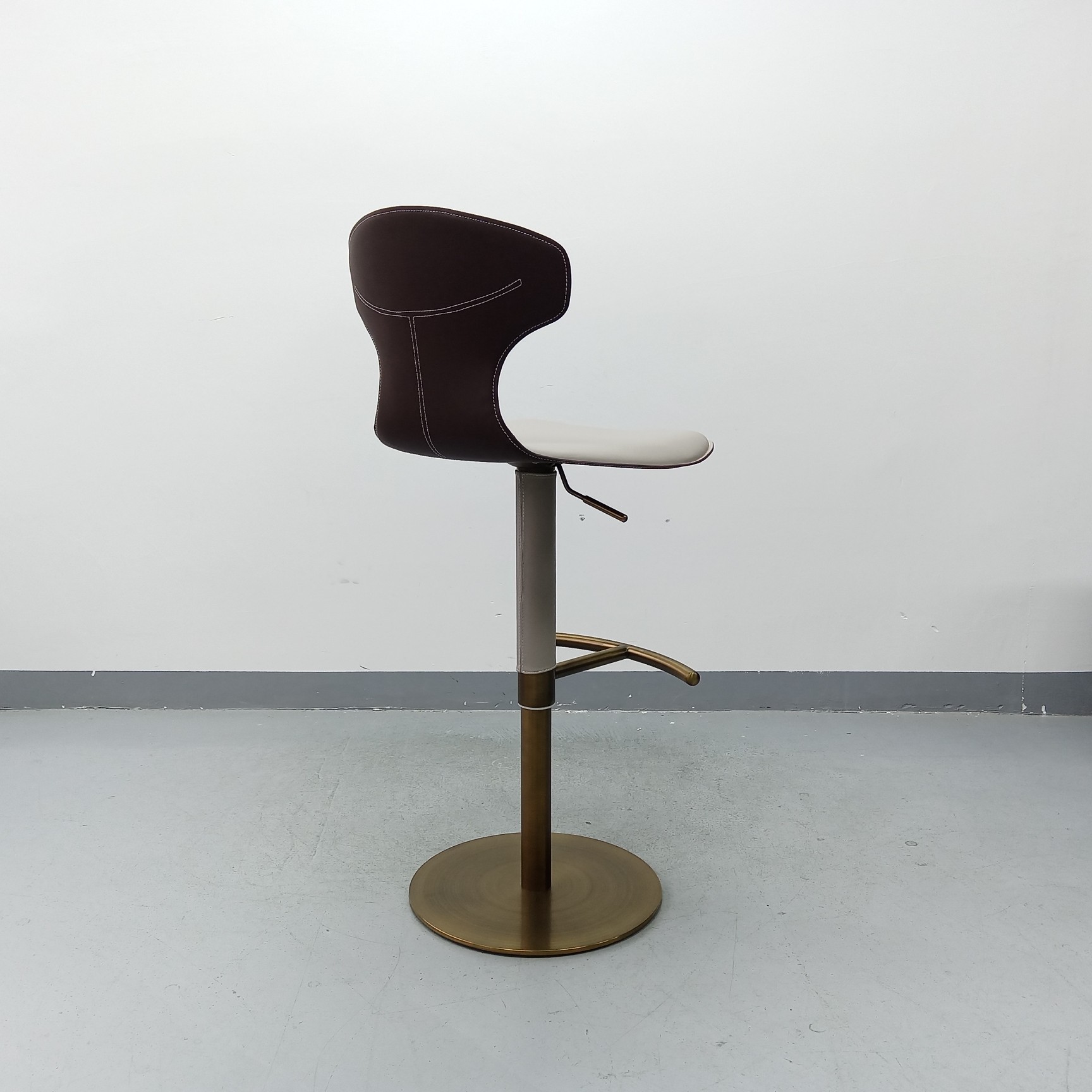 Sunrise Oreintal Furniture - Montera Column base stool