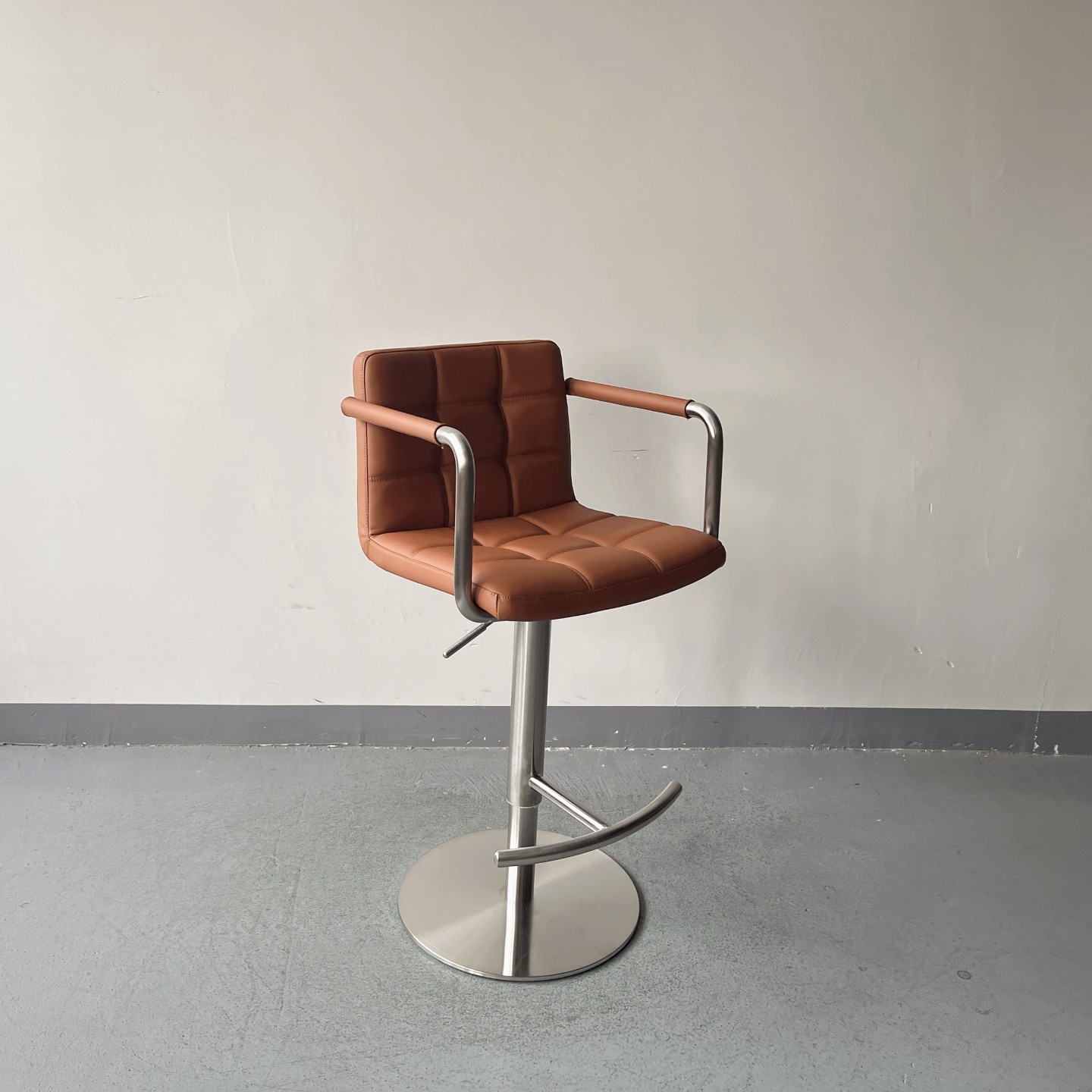 Sunrise Oriental Furniture - Versatile Braga Adjustable Stool for Contemporary Spaces