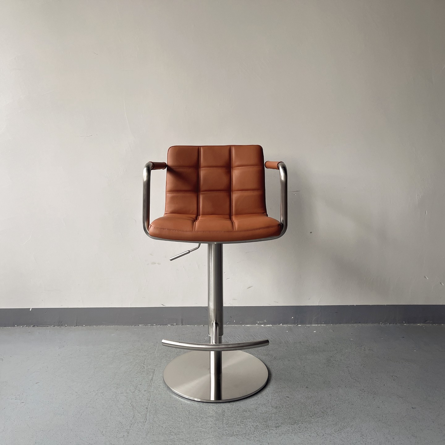 Sunrise Oriental Furniture - Versatile Braga Adjustable Stool for Contemporary Spaces