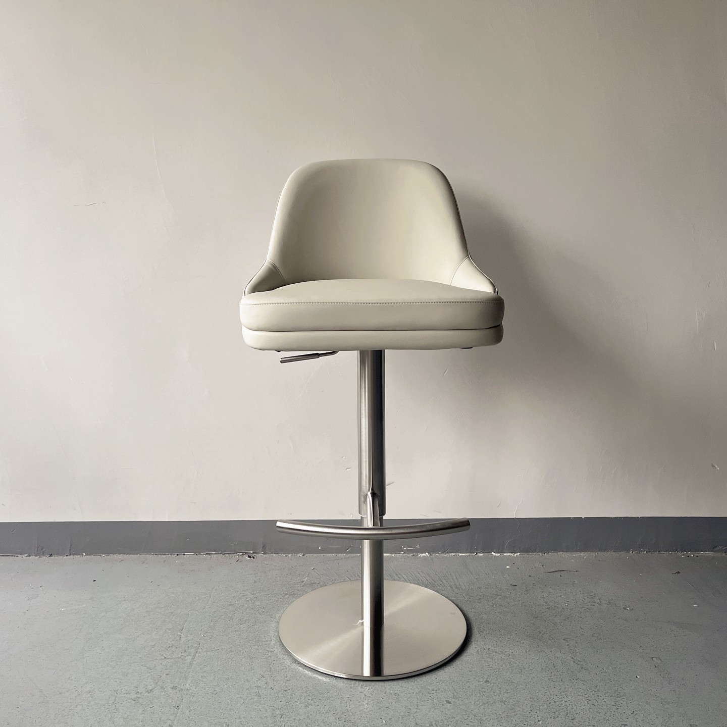 Sunrise Oriental Furniture - Walter Knoll Adjustable Bar Stool