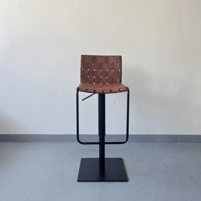 Sunrise Oriental Furniture - the Luxe Modern Saddle Leather Bar Stool