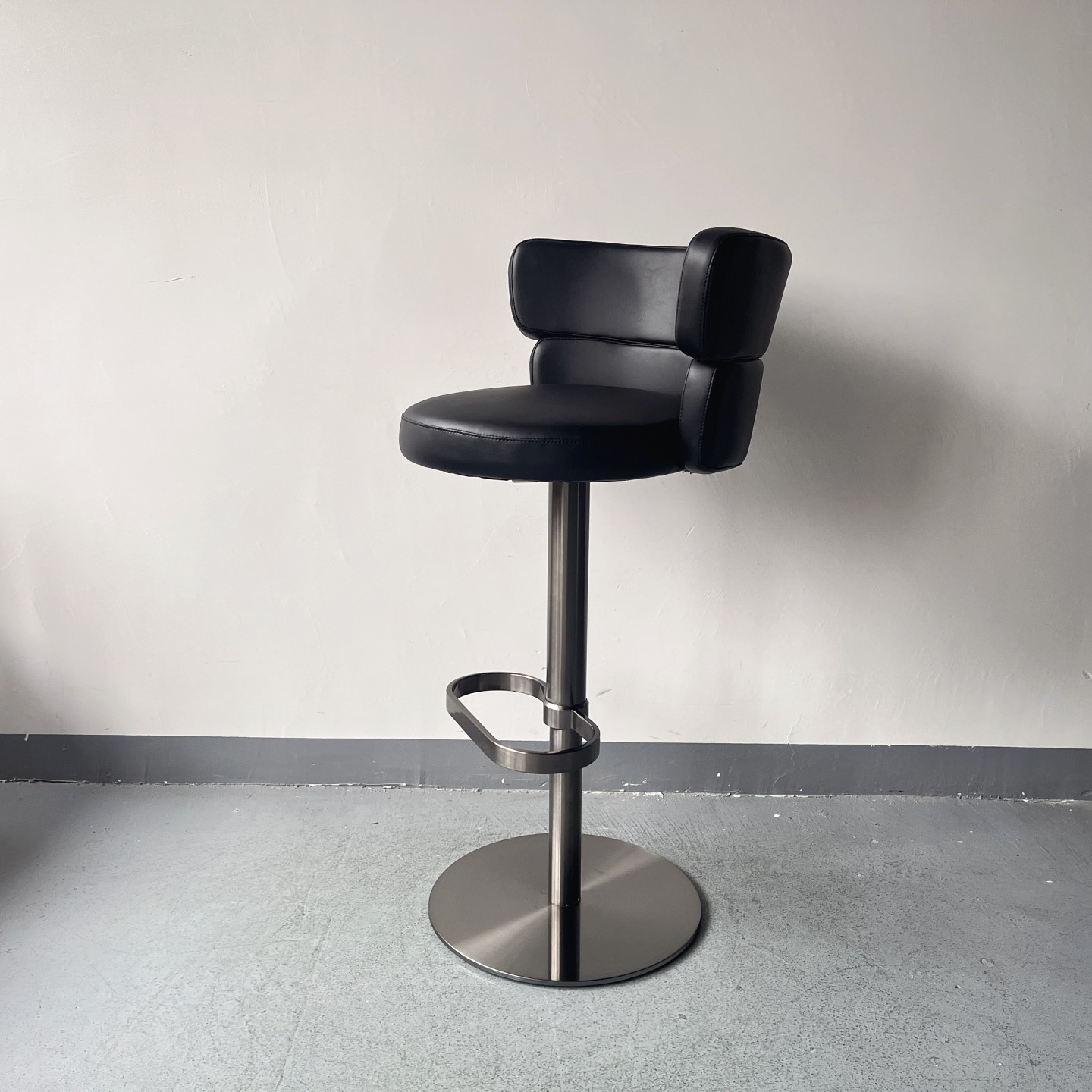 Sunrise Oriental Furniture - the Fanaosi Barstool SXY-055B