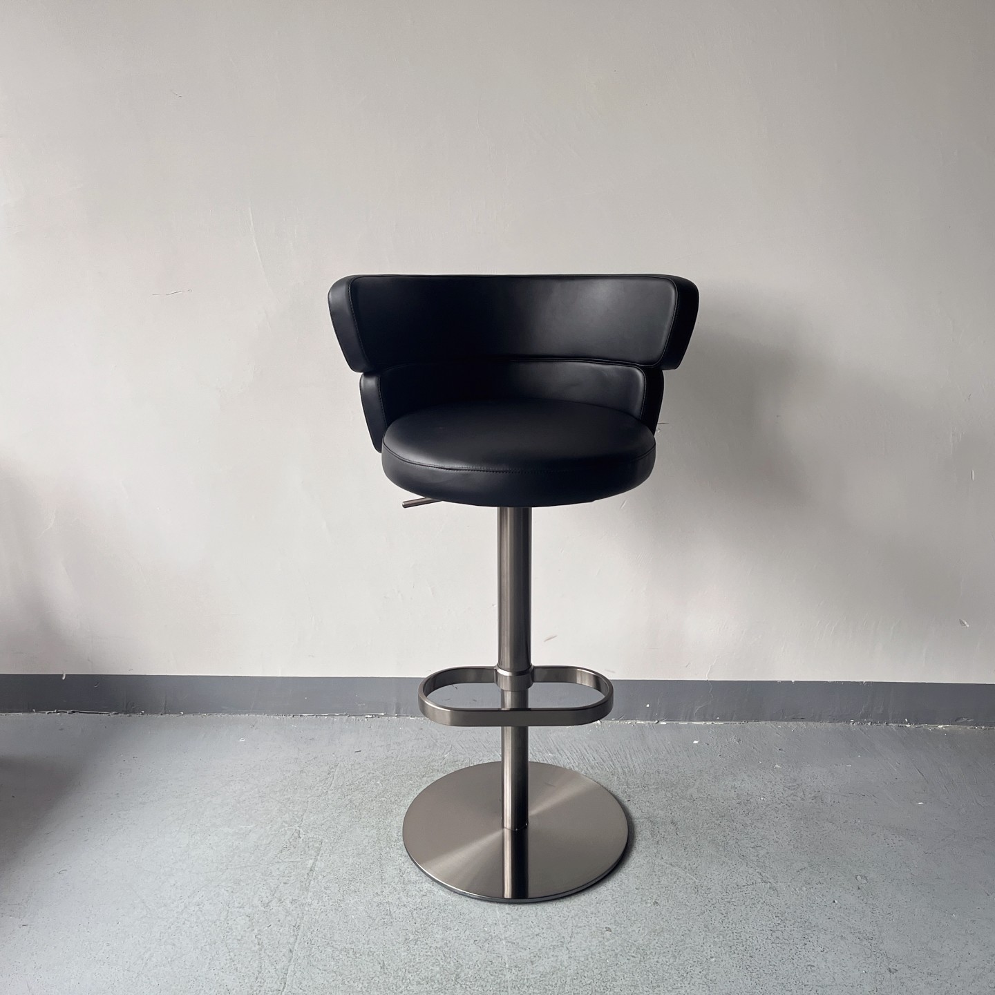 Sunrise Oriental Furniture - the Fanaosi Barstool SXY-055B